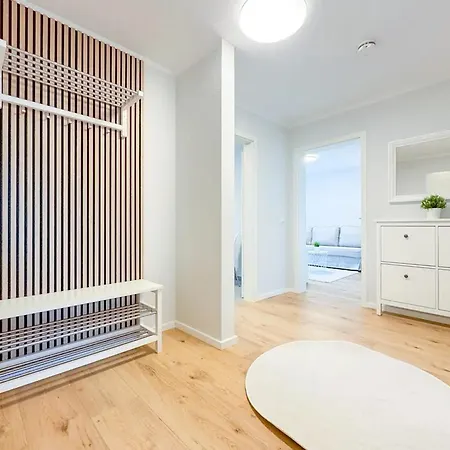 Daire Neue 3-zimmer-wohnung - Hochwertig Moebliert, Zentral & Mit Balkon Dresden